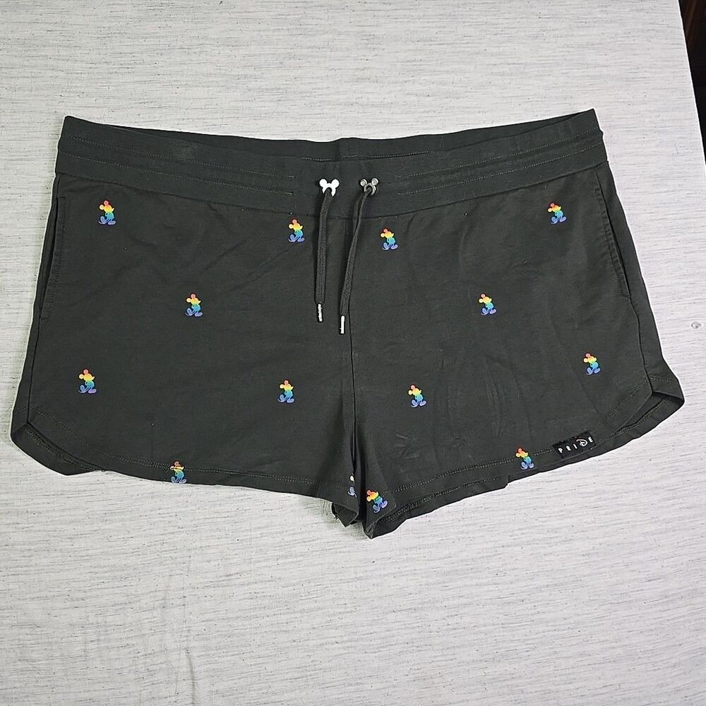 Disney Mickey Mouse Pride Shorts Women’s 2X Green Rainbow Pockets